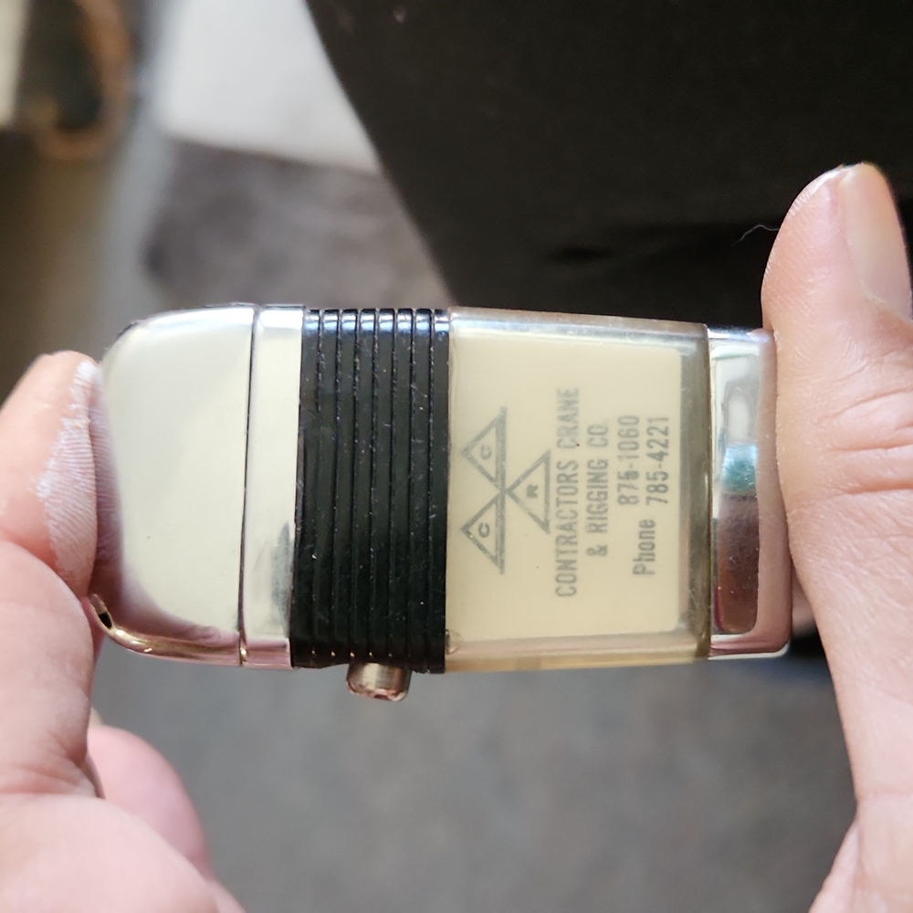Vintage Refillable lighter.. Scripto Contractors Crane &Ridging Co. Made in USA